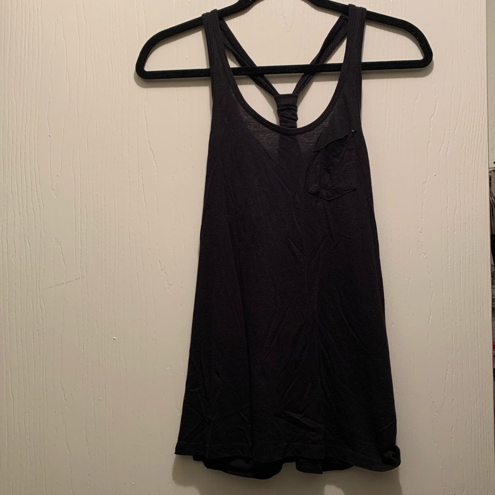 ❌SOLD❌ ✨5X HP✨ 🌻 2/$10 Volcom black tank top - Picture 1 of 1